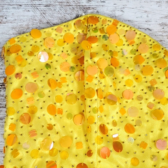 Masquerade | Ethereal Yellow Tulle Net Formal Black Tie Prom Dress - Picture 3 of 9